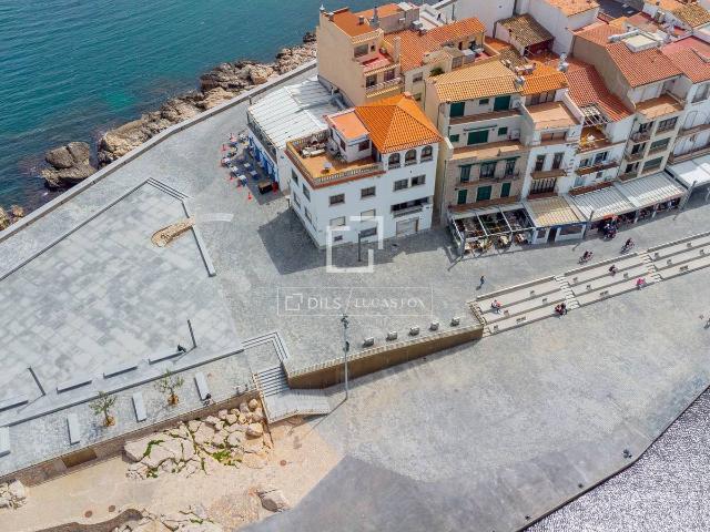 Casa chalet en Venta en Nucli Antic