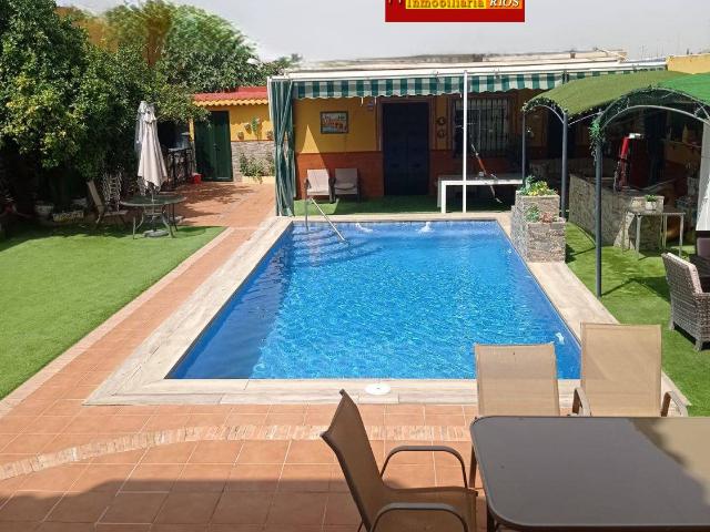 Casa chalet en Venta en Nueva Alcalá