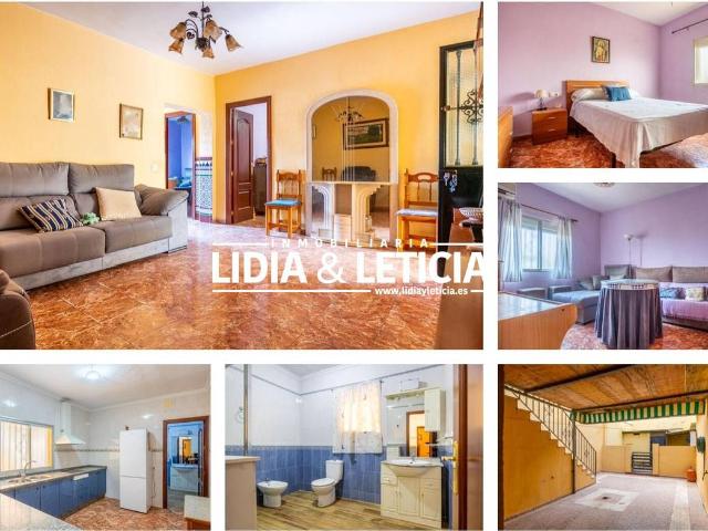Casa chalet en Venta en Nueva Alcalá