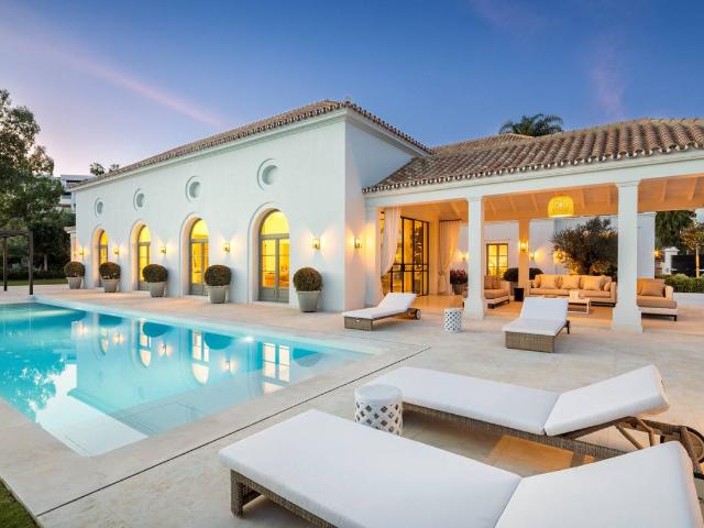 Casa chalet en Venta en Nueva Andalucía centro