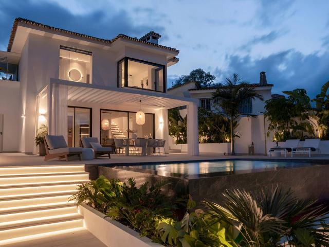 Casa chalet en Venta en Nueva Andalucía centro