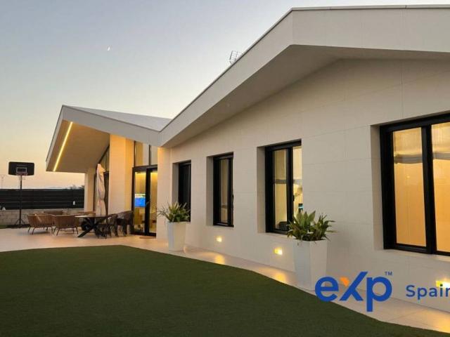 Casa chalet en Venta en Nules