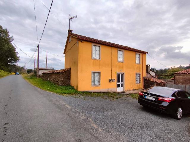 Casa chalet en Venta en O Pino