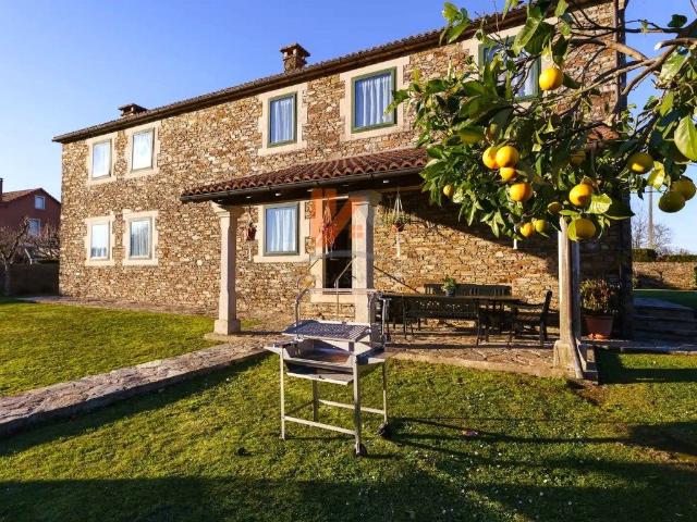 Casa chalet en Venta en O Pino