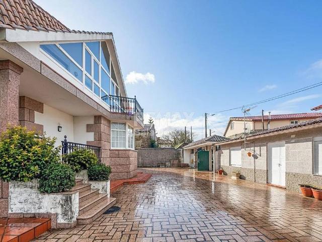 Casa chalet en Venta en O Rosal