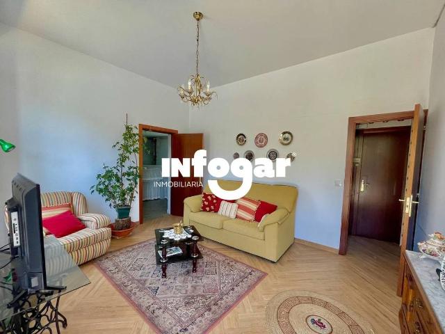 Casa chalet en Venta en O Rosal