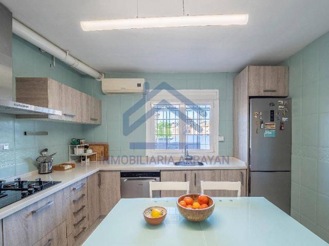 Casa chalet en Venta en Ogíjares