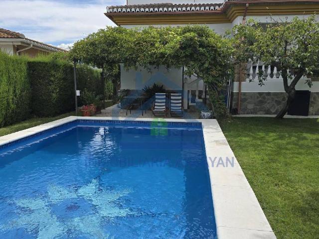 Casa chalet en Venta en Ogíjares