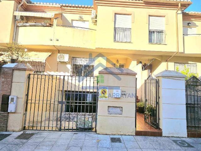 Casa chalet en Venta en Ogíjares