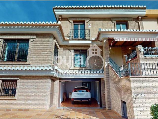 Casa chalet en Venta en Ogíjares