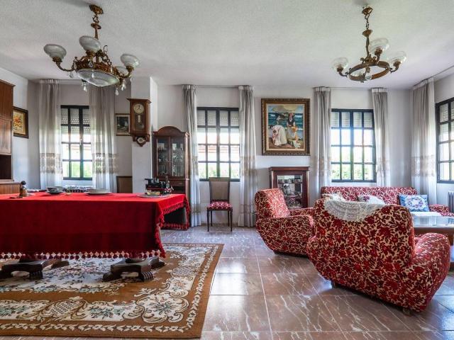 Casa chalet en Venta en Ogíjares
