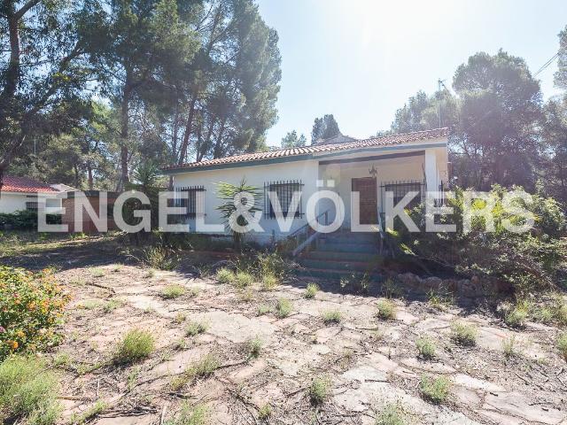 Casa chalet en Venta en Olocau