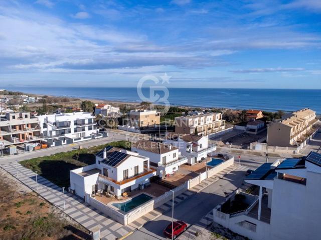 Casa chalet en Venta en Oliva Playa