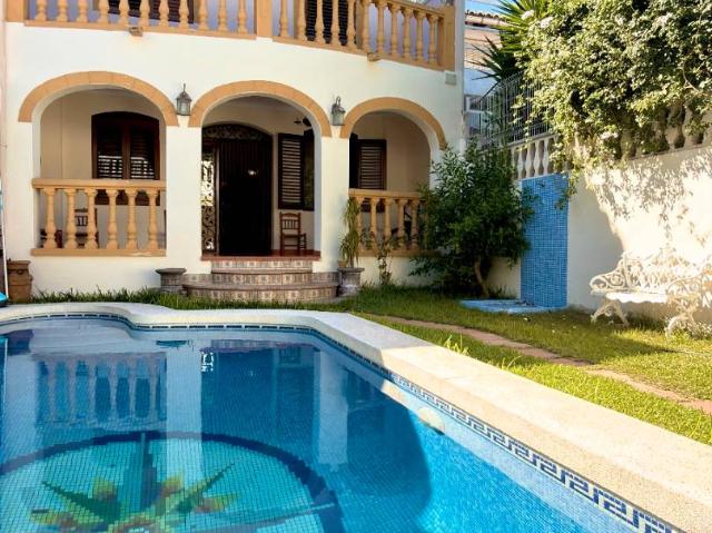 Casa chalet en Venta en Oliva pueblo