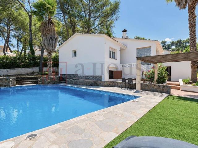 Casa chalet en Venta en Olivella