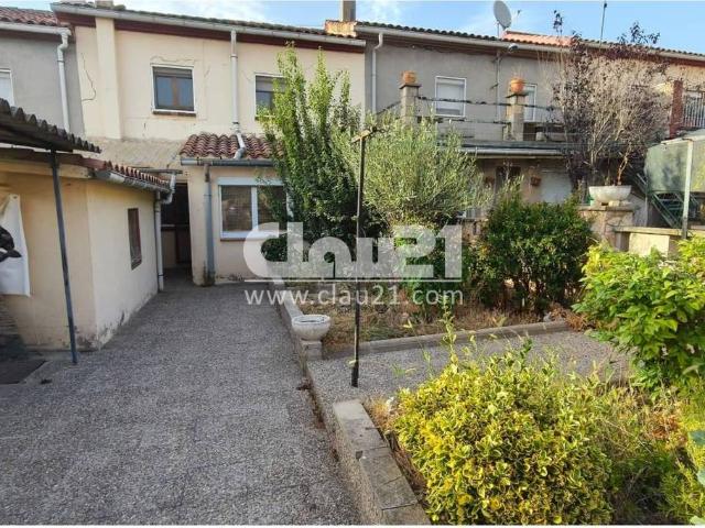 Casa chalet en Venta en Olvan