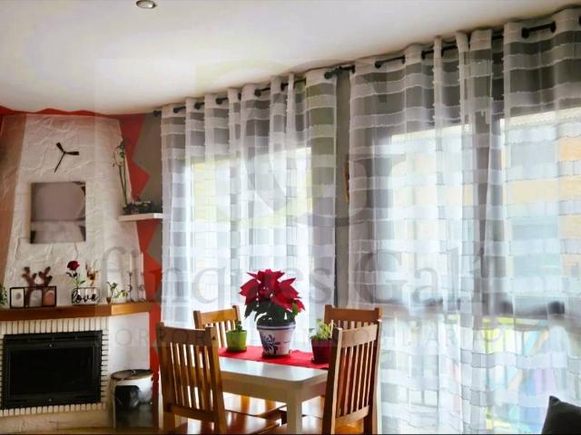 Casa chalet en Venta en Olvan