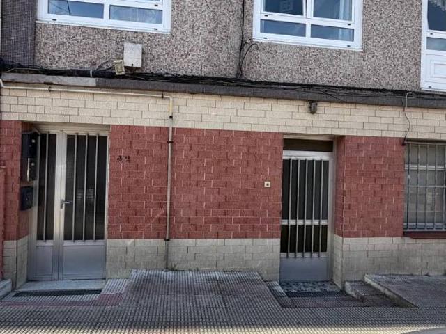 Casa chalet en Venta en Oseiro
