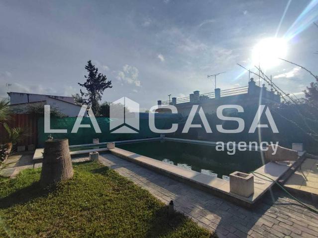 Casa chalet en Venta en Oromana
