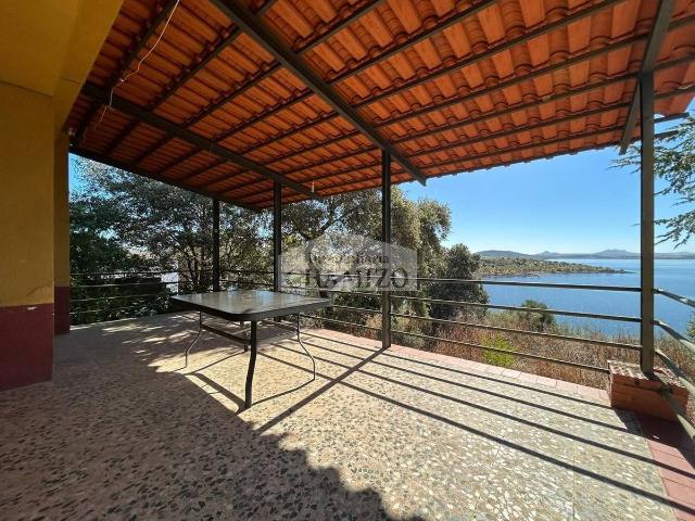 Casa chalet en Venta en Orellana de la Sierra