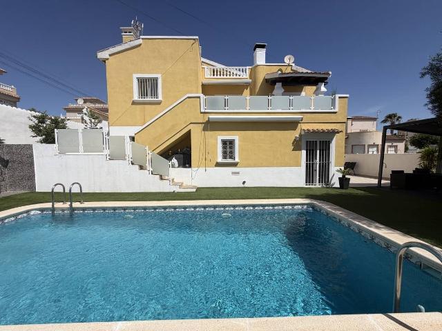 Casa chalet en Venta en Orihuela ciudad