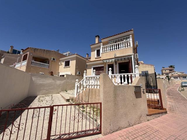 Casa chalet en Venta en Orihuela ciudad