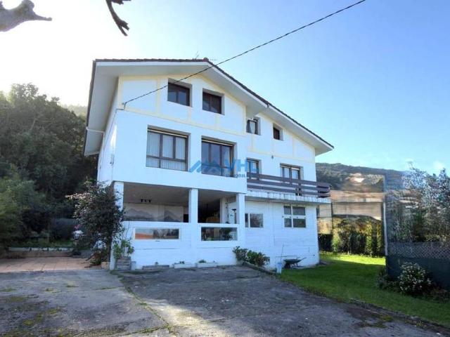Casa chalet en Venta en Oriñón Allendelagua