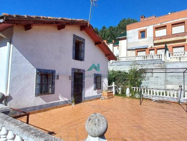 Casa chalet en Venta en Otañes Talledo