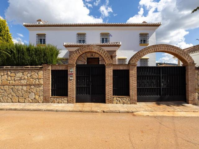Casa chalet en Venta en Otura