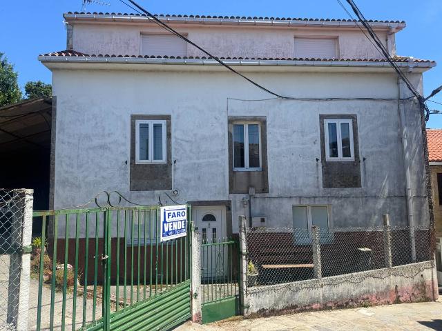 Casa chalet en Venta en Outes