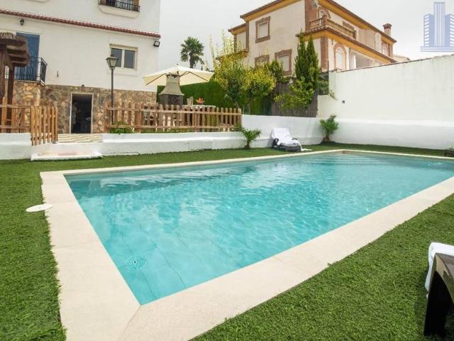 Casa chalet en Venta en Padul