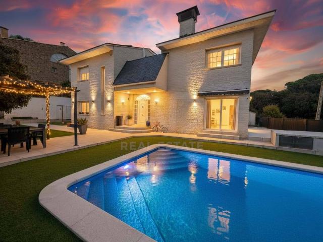 Casa chalet en Venta en Palau