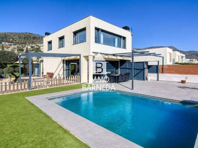 Casa chalet en Venta en Palau saverdera