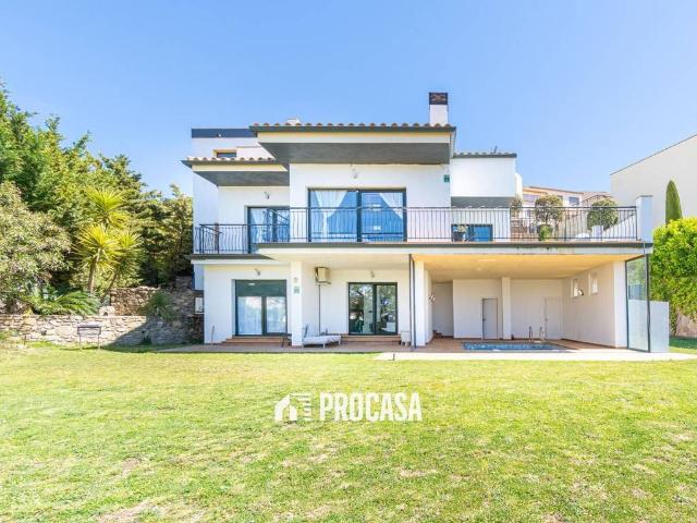 Casa chalet en Venta en Palau saverdera