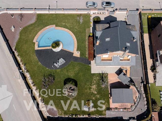 Casa chalet en Venta en Palau solità i Plegamans