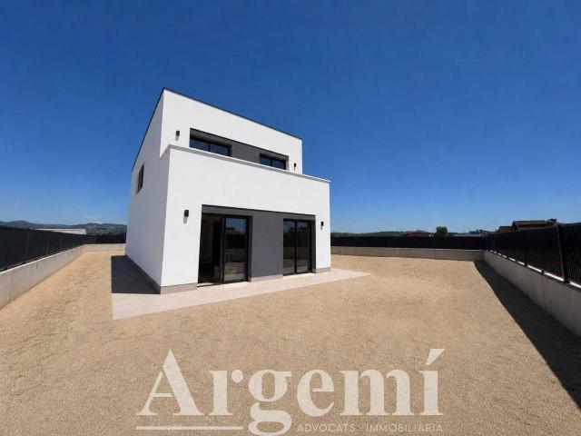 Casa chalet en Venta en Palau solità i Plegamans