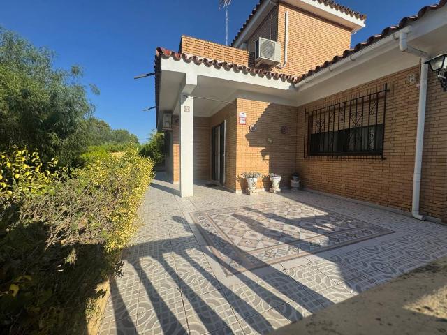 Casa chalet en Venta en Palomares del Río