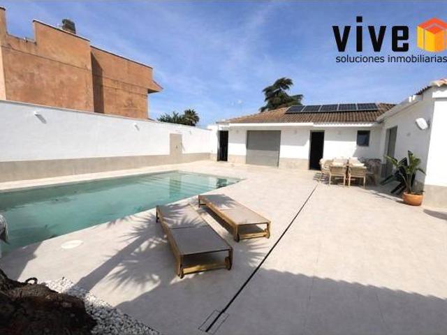 Casa chalet en Venta en Palomares del Río