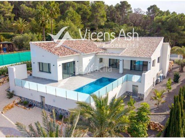 Casa chalet en Venta en Partides comunes Adsubia