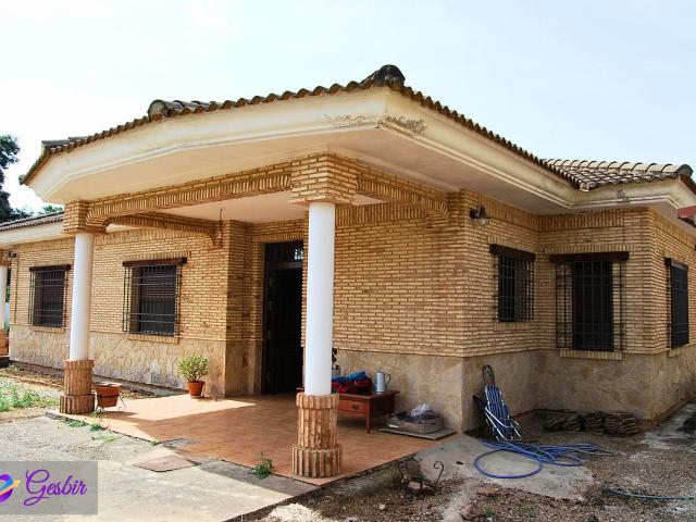 Casa chalet en Venta en Paraíso Arenal La Colina