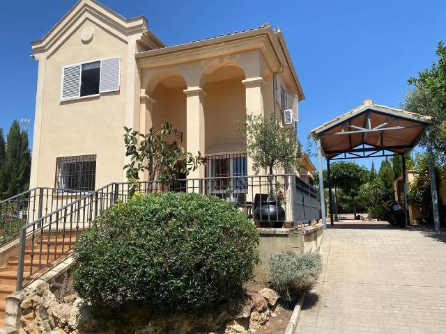 Casa chalet en Venta en Paraíso Arenal La Colina