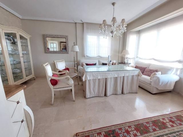 Casa chalet en Venta en Paraíso Arenal La Colina