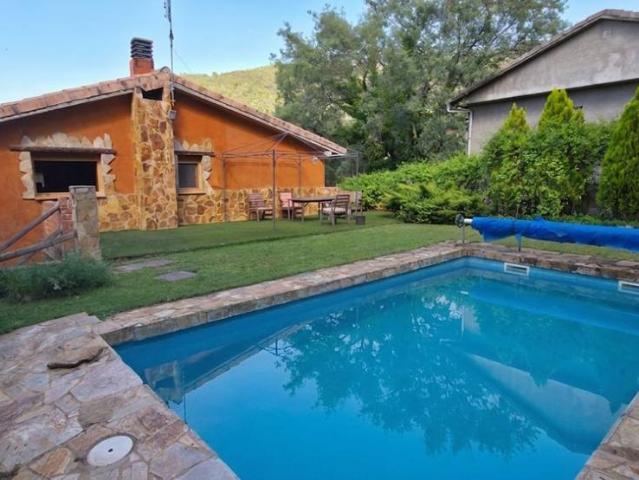 Casa chalet en Venta en Pareja