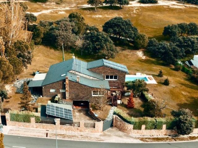 Casa chalet en Venta en Montecillo