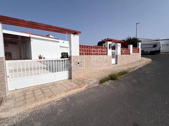 Casa chalet en Venta en Parque Holandés
