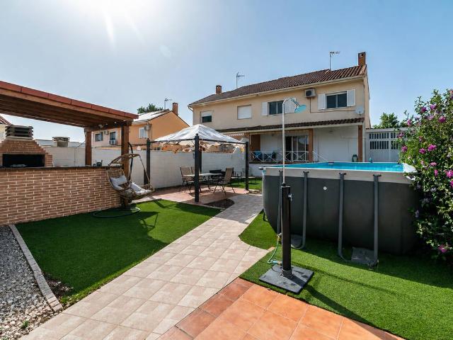 Casa chalet en Venta en Parque Manuel de Vega Carretera de Ugena