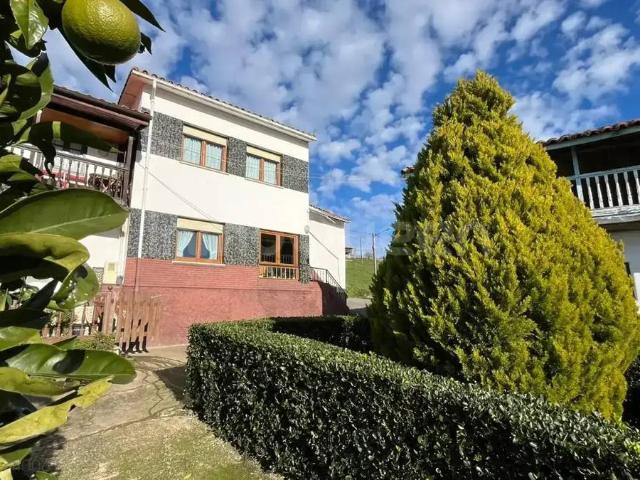 Casa chalet en Venta en Parroquias Norte