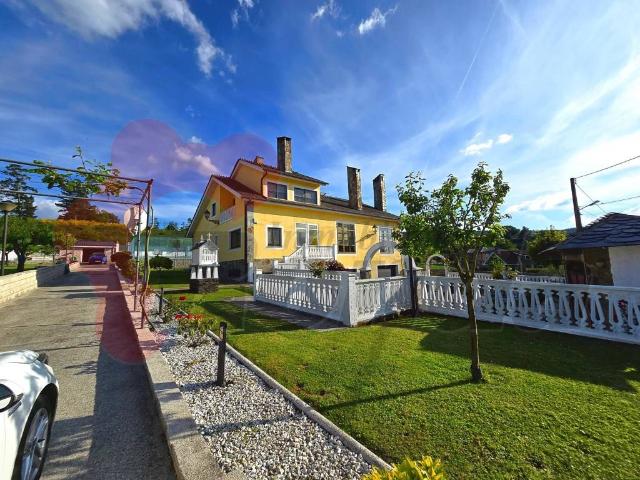 Casa chalet en Venta en Parroquias del Oeste
