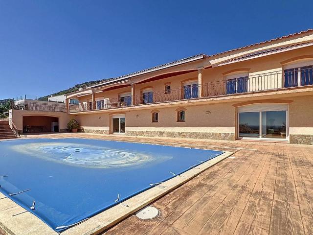 Casa chalet en Venta en Pau