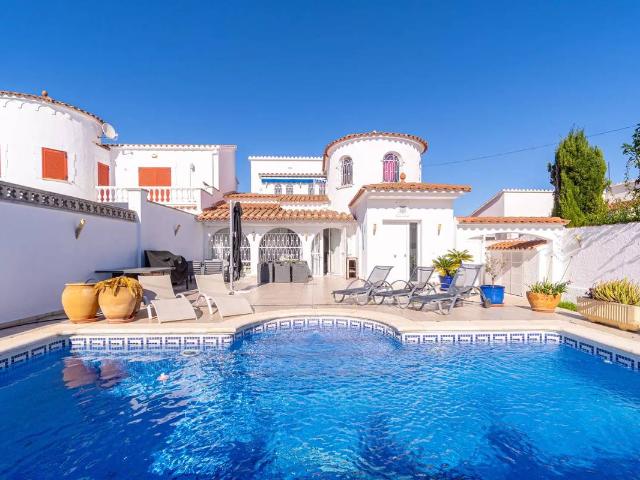 Casa chalet en Venta en Peni